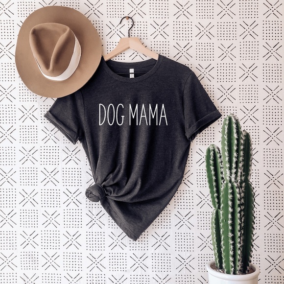 Tops - dog mama Tshirt